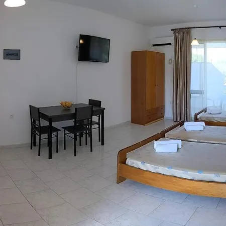 アパート Artemis - Pool And Garden *