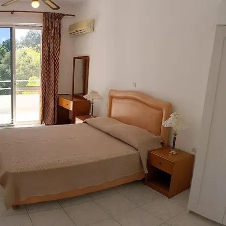 アパート Artemis - Pool And Garden *