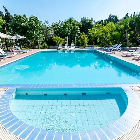 Artemis - Pool And Garden *