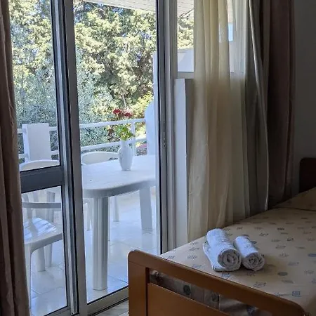 Artemis - Pool And Garden * Koskinou (Rhodes)