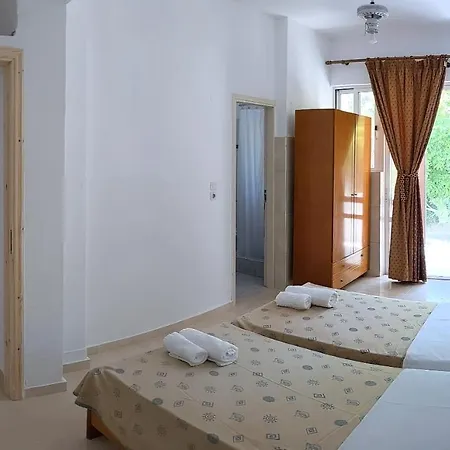 Artemis - Pool And Garden شقة *