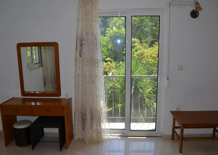 Artemis - Pool And Garden * Koskinou (Rhodes)