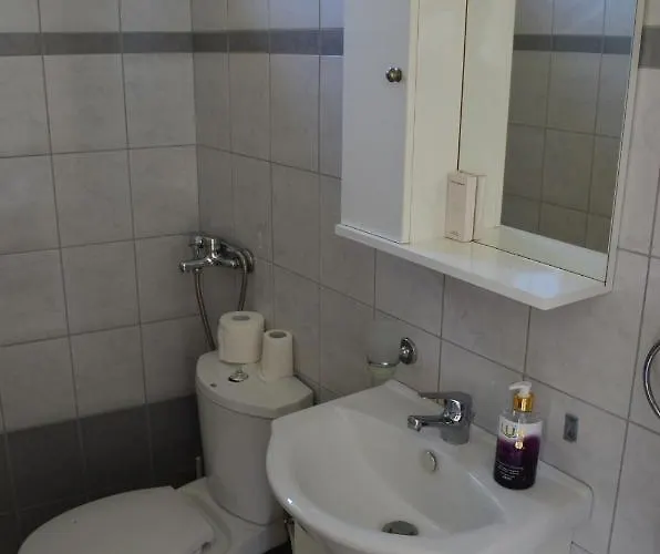 Artemis - Pool And Garden Koskinou (Rhodes)