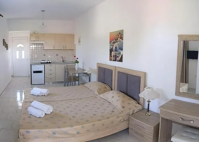 Artemis - Pool And Garden Apartamento