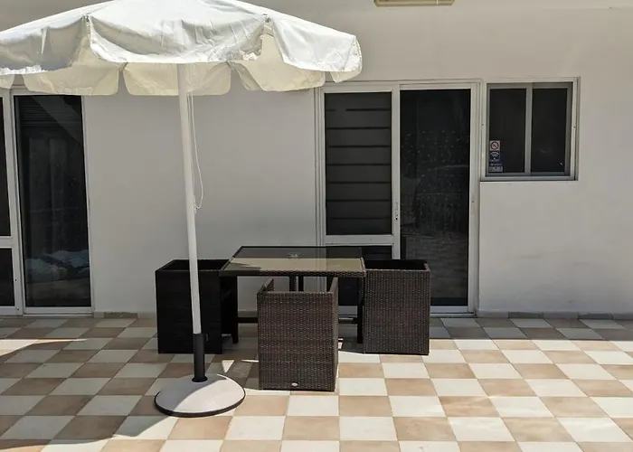 Artemis - Pool And Garden Apartamento *