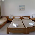 Artemis - Pool And Garden شقة *