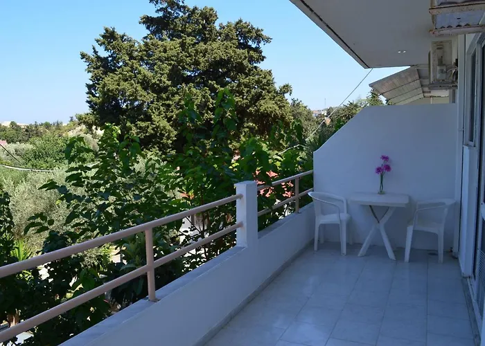 Artemis - Pool And Garden Koskinou (Rhodes)