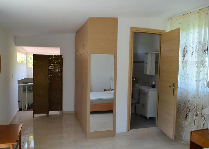 Apartament Artemis - Pool And Garden