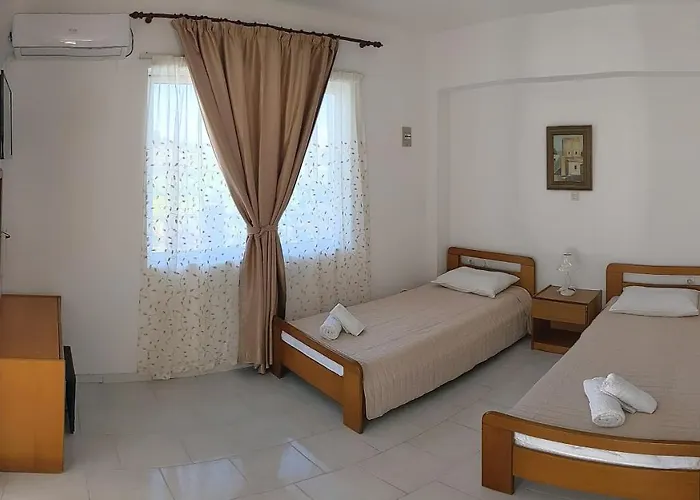 Artemis - Pool And Garden Koskinou (Rhodes)